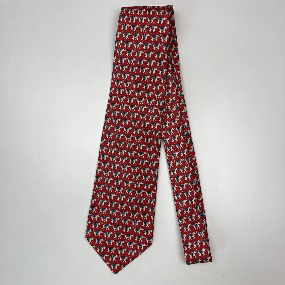 BROOKS BROTHERS MAKERS‎  ELEPHANTS RED SILK MEN'S Neck Tie Red